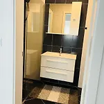 Happy Dreams Oasis Cazin, Modernes 60m2, Wifi & Balkon Διαμέρισμα Cazin